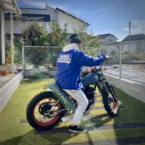 2025："I'D RATHER BE RIDING MY CHOPPER"コーチJK