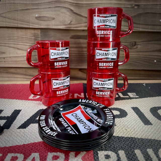 ラズオ's Select: ”チャンピオン” ブリキ灰皿