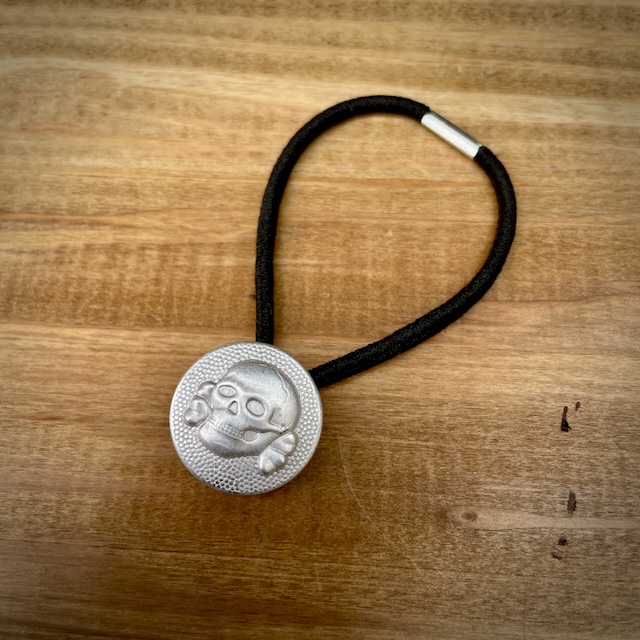 2026:"SS" Skull Hair Gum